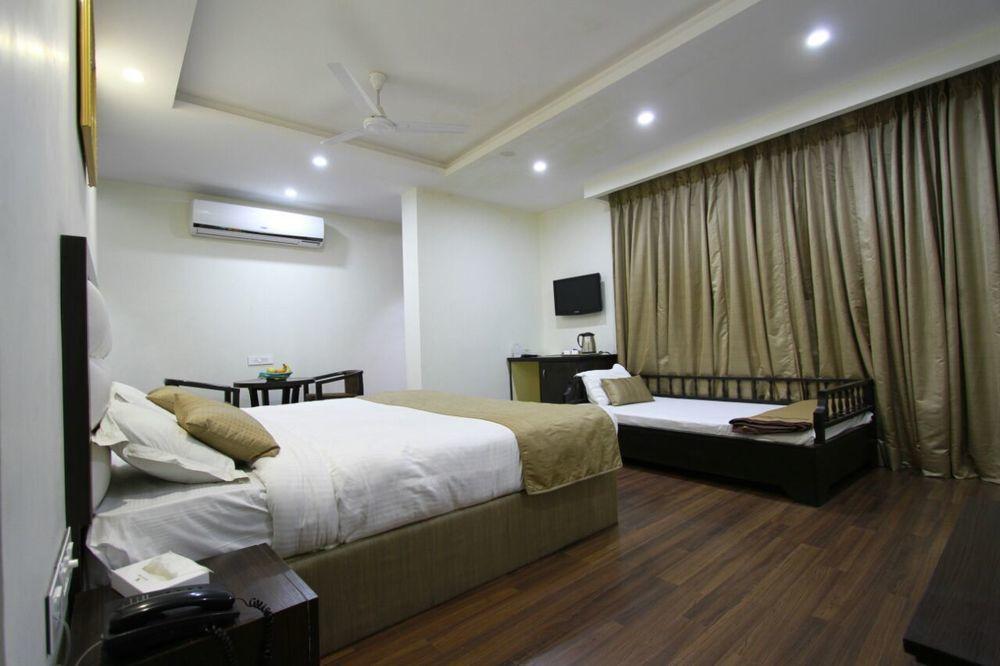 Genx Usha Kiran Agra Hotel Agra  Buitenkant foto