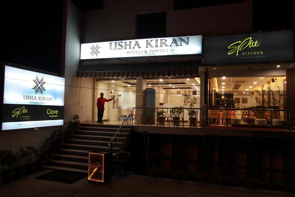 Genx Usha Kiran Agra Hotel Agra  Buitenkant foto