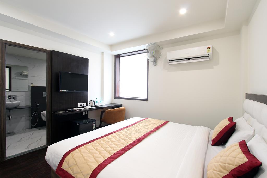 Genx Usha Kiran Agra Hotel Agra  Buitenkant foto