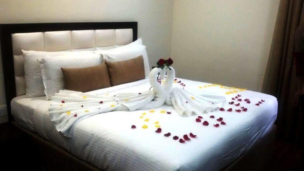 Genx Usha Kiran Agra Hotel Agra  Buitenkant foto